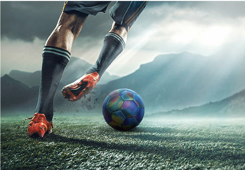 Radiance4Rever ™ Reflective football